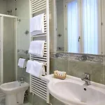 Terme Roma فندق 4*