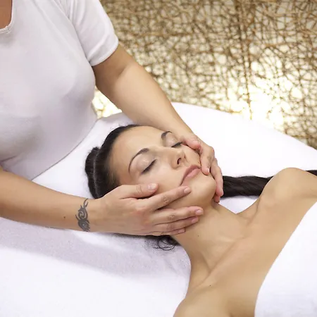 מלון Terme Roma 4*